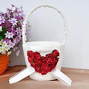 corbeille de fleurs avec le coeur rose