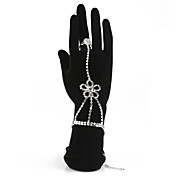 Gorgeous Ladies' Five Leaves Flower Fantasy Rhinestone Bracelet And Ring