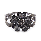 Fashion Ladies' Five Leaves Lucky Flower Bracelet
