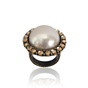 Charming Alloy Imitation Pearl Ring with Crystal