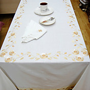 Classic Cotton Polyester Blend White Floral Table Cloths