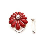 Fashionable Flower Alloy With Rhinestones Women's Brooch