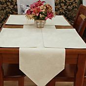 Traditional Floral Table Runners
