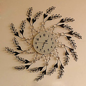 28 "Diamond-Studded Iron Trigo Reloj de pared
