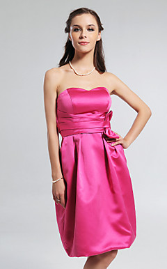 Sheath/ Column Sweetheart Knee-length Satin Bridesmaid Dress