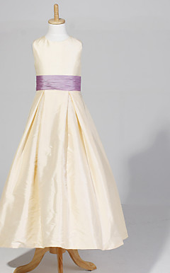 Sweet Sleeveless Taffeta Wedding/Party Flower Girl Dress