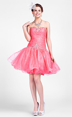 Ball Gown Sweetheart Kort / Mini tule prom dresses