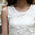  senhora elegante vestido longo branco