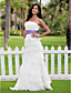 Sheath/Column Scalloped-Edge Neckline Floor-length Organza Wedding Dress