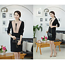 Vestido Bodycon cercado de mulheres