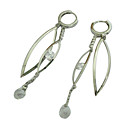 Simulated New And Authentic Silver Earring With White Crystal And Diamonds (yww017)